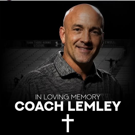 You are currently viewing Clif White Midlothian Texas, Community and Family Mourn the Loss of Beloved Coach